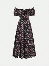 Robe à fleurs épaules dénudées et fente mi-longue