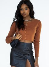 Top Suzi