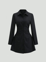 Robe chemise mini ajustée à manches longues