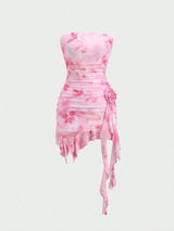 Robe courte rose asymétrique fleuri
